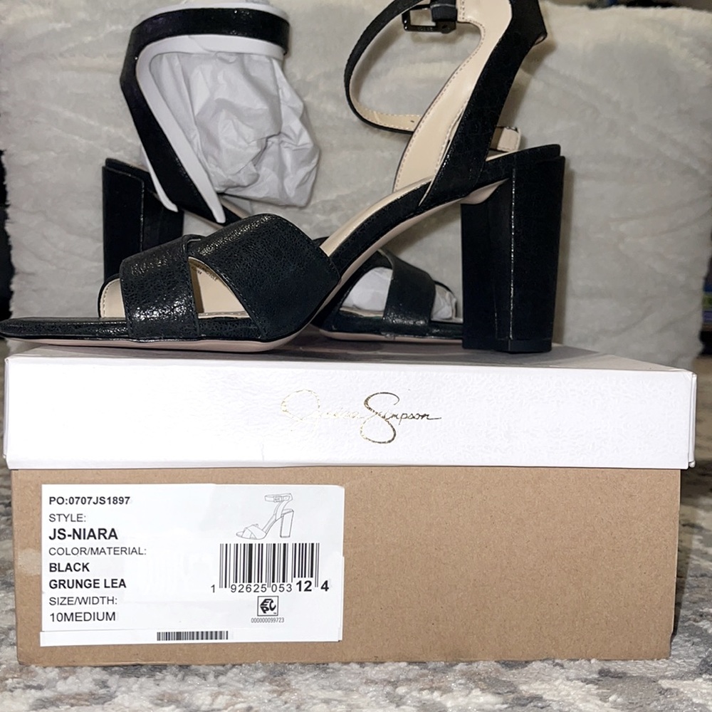 NWT Jessica Simpson Heels